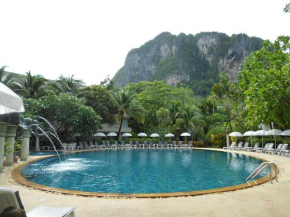 Гостиница Golden Beach Resort  Ао Нанг 